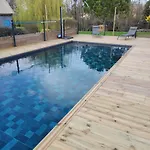 Au Petit Pedegouaty Panzió 3*