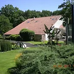 Bed & Breakfast Au Petit Pedegouaty 3*