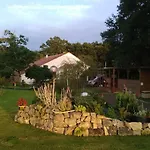 Au Petit Pedegouaty Bed & Breakfast