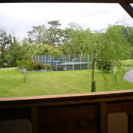 Au Petit Pedegouaty Bed and breakfast 3*