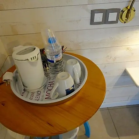 Au Petit Pedegouaty Bed and breakfast
