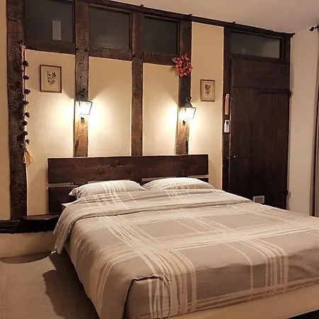 Bed and breakfast Au Petit Pedegouaty