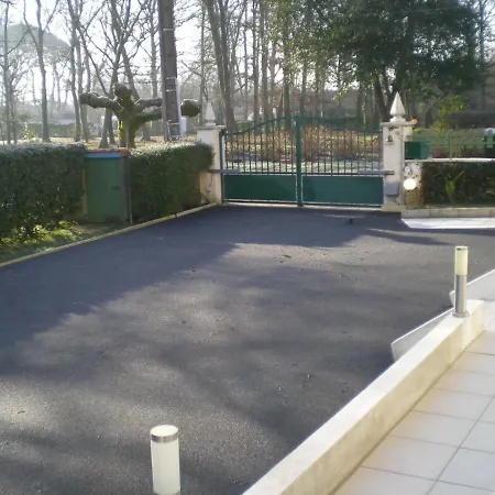 Au Petit Pedegouaty Bed & Breakfast Heugas