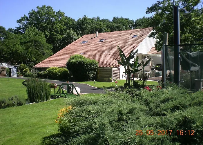 B&B Au Petit Pedegouaty 3*